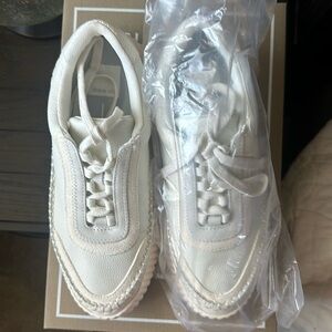 Dolce Vita Dolen sneaker